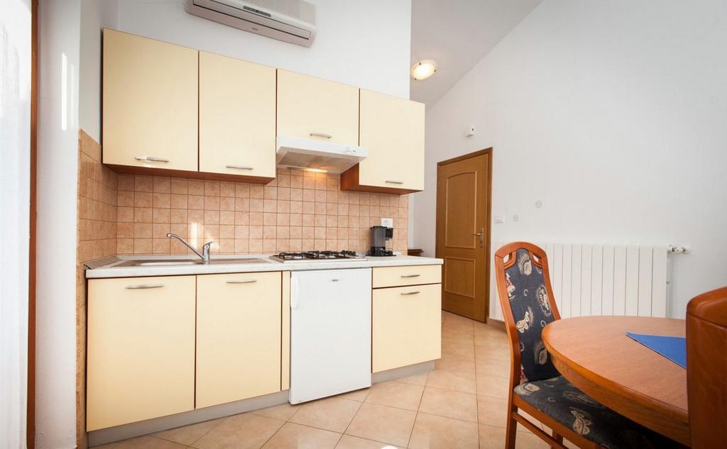 Apartments Hrvatin روفينج المظهر الخارجي الصورة