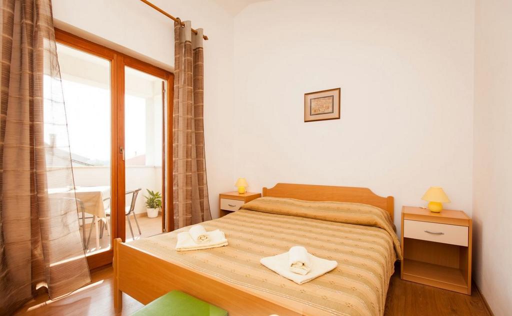 Apartments Hrvatin روفينج المظهر الخارجي الصورة